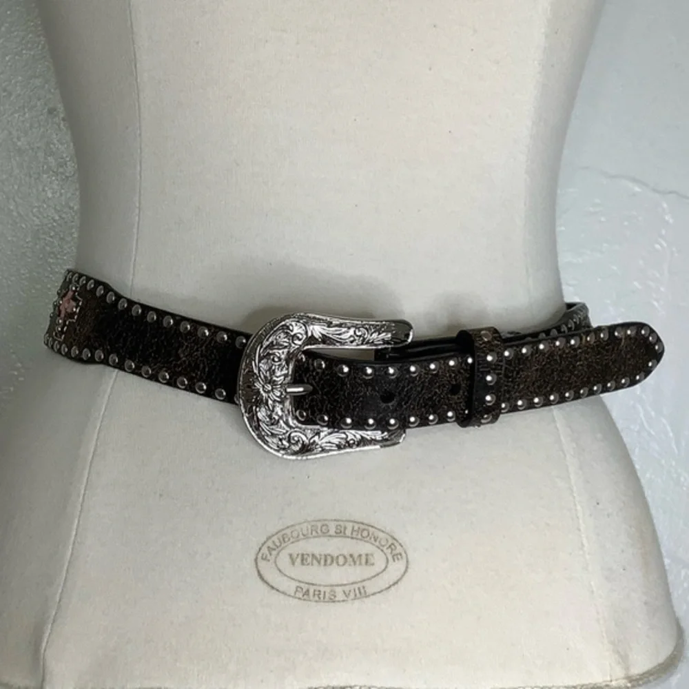 Nocona Pink Hearts Crosses studs Crystals Leather Western Belt Size 24 EUC